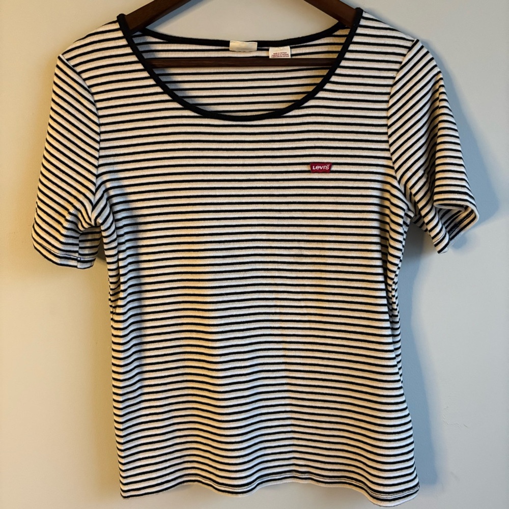 Levi’s Ribbed Striped Tee 1X‎ Black White Short Sleeve Logo Shirt